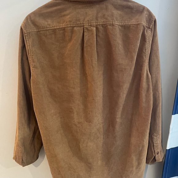 button up - Picture 2 of 3